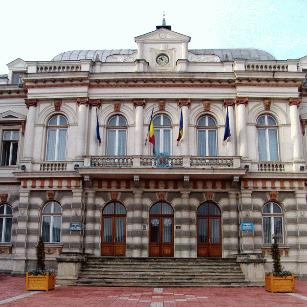 "Am atras fonduri europene de 60 de milioane de euro pentru judeţul Bacău"